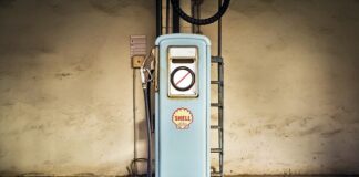 Ile będzie kosztowało paliwo w 2023 roku?