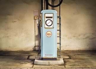 Ile będzie kosztowało paliwo w 2023 roku?